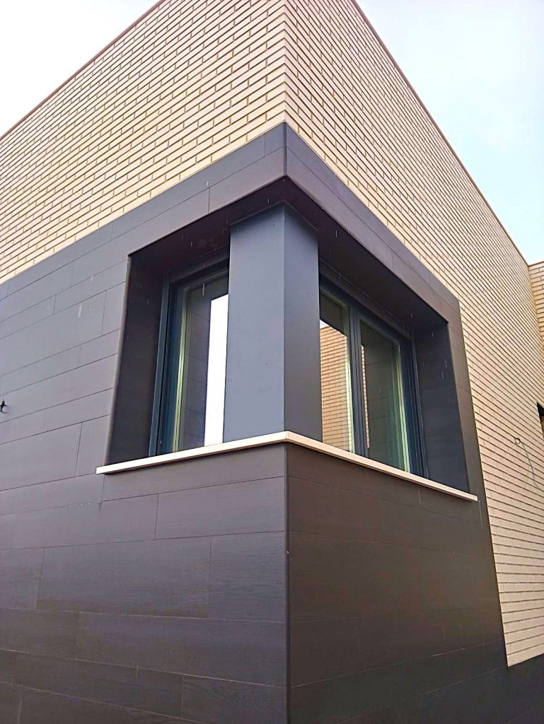 Carpintería ventana de aluminio Romoli Torrijos, Toledo y Madrid