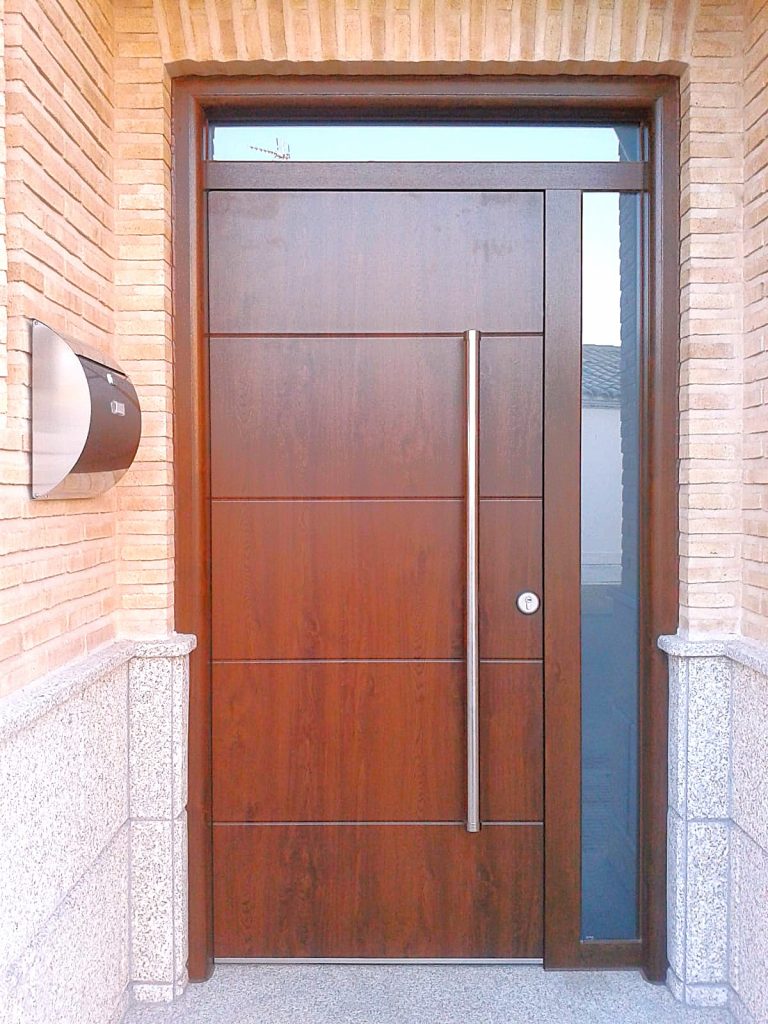 Puerta de entrada principal Aluminos Romoli Torrijos Toledo Madrid